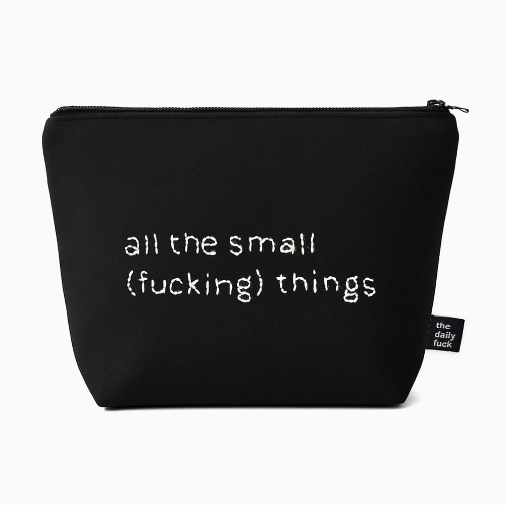bustina-ricamata-soffietto-all-the-small-things-nera-fronte