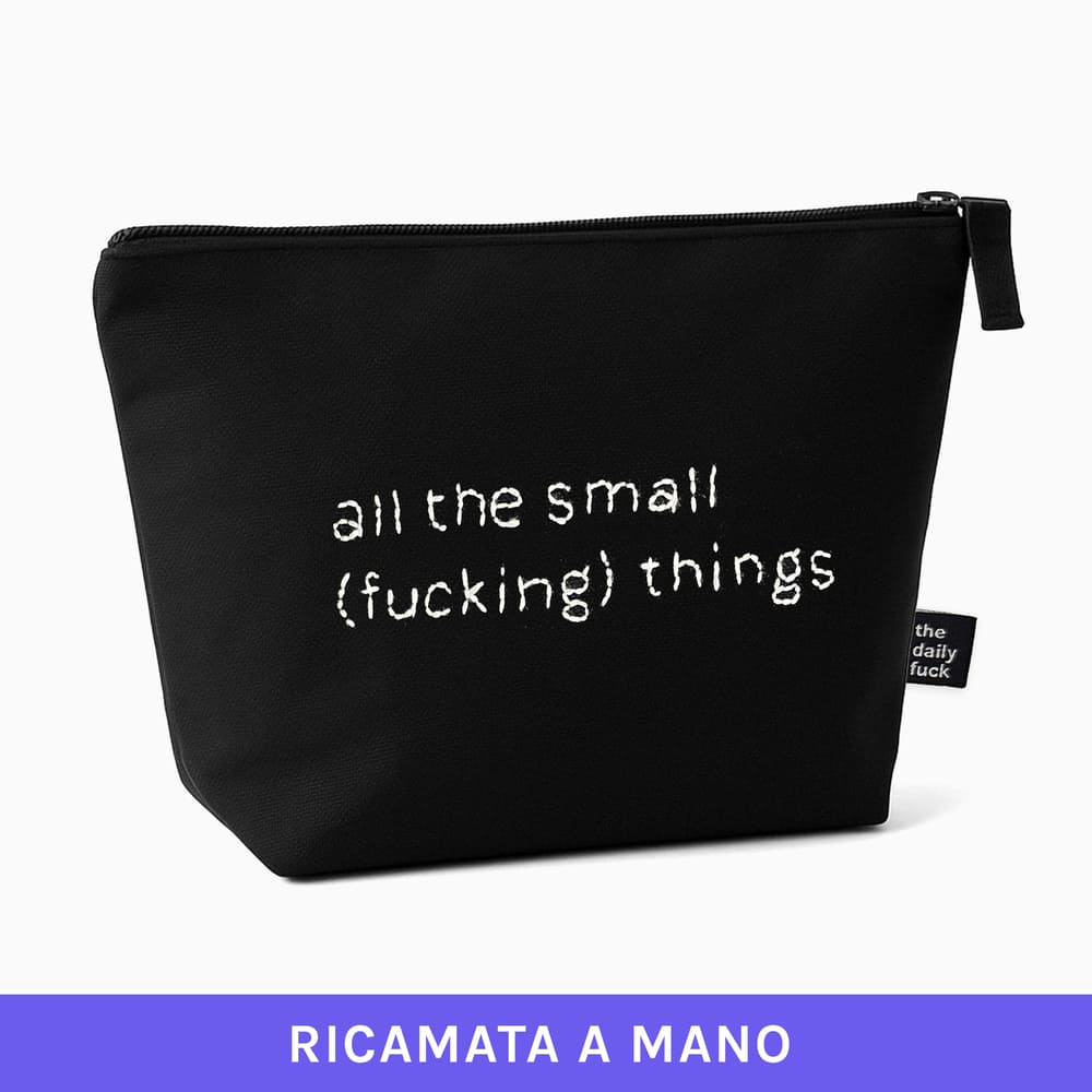 bustina-ricamata-soffietto-all-the-small-things-nera