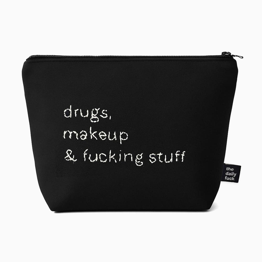 bustina-ricamata-soffietto-drugs-makeup-stuff-nera-fronte