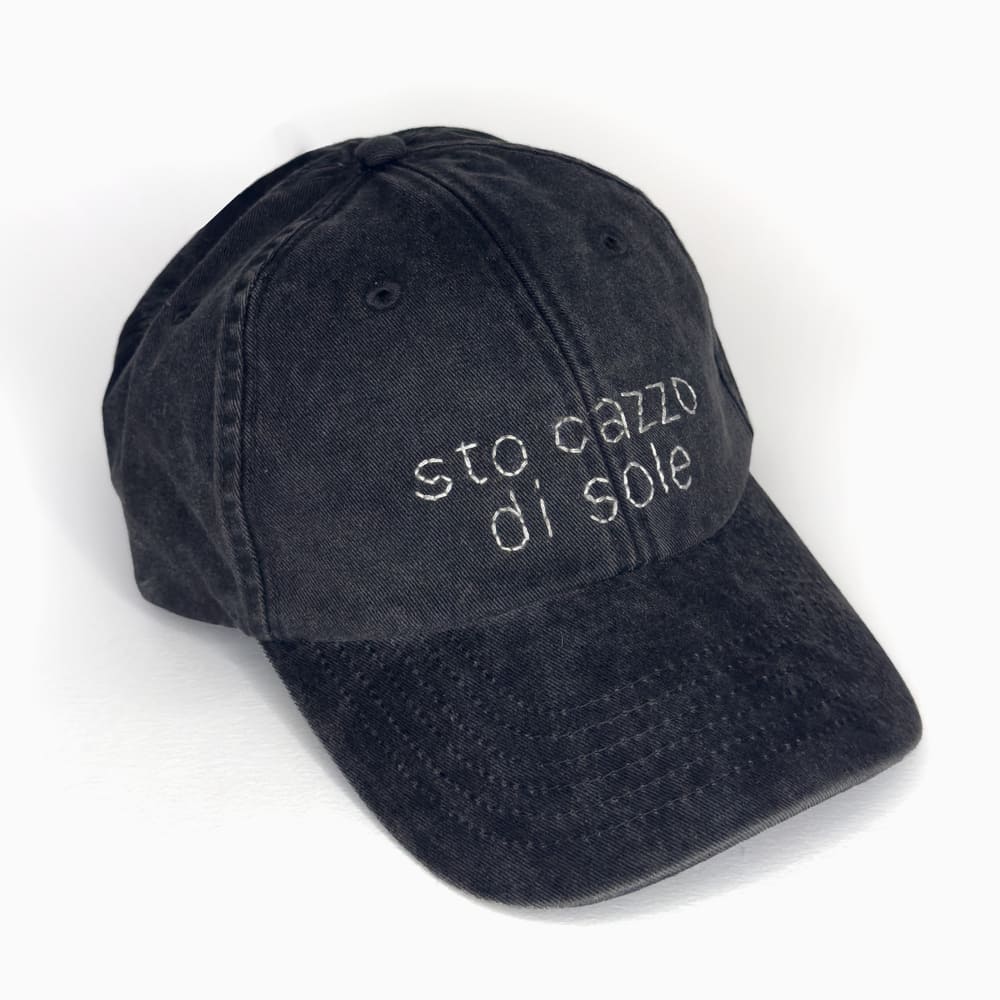 cappellino-ricamato-nero