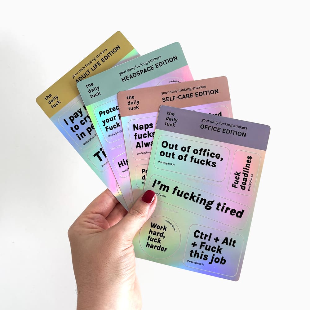 fogli-sticker-olografici-set-mano