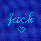 mini-ricamo-fuck-blu-ciano-dettaglio